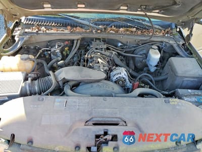 Zdjęcie 11 z 12 samochodu: 2002 CHEVROLET SILVERADO K1500 VIN:2GCEK19T221376290 - miniatura