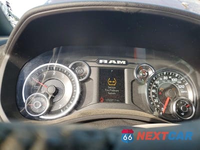 Zdjęcie 9 z 12 samochodu: 2023 RAM 2500 BIG HORN VIN:3C6UR5DJ4PG539838 - miniatura