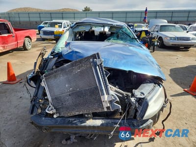 Piąte zdjęcie samochodu w środku: 2018 VOLKSWAGEN JETTA S VIN:3VW2B7AJ0JM232211 - miniatura