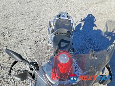 Piąte zdjęcie samochodu w środku: 2013 BMW R1200 GS VIN:WB10A1102DZ183689 - miniatura