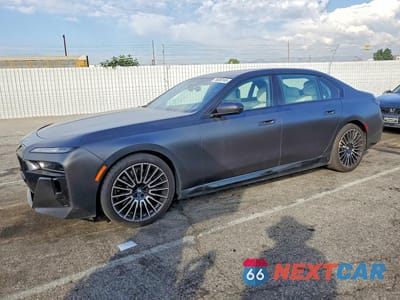 2024 BMW I7 EDRIVE50 WBY43EJ07RCT04425 - główne zdjęcie licytacji z USA - miniatura