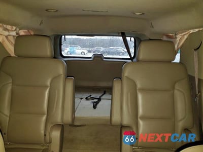 Zdjęcie 10 z 13 samochodu: 2019 CHEVROLET TAHOE C1500 LT VIN:1GNSCBKC3KR149981 - miniatura