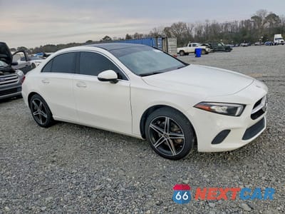 Czwarte zdjęcie samochodu z boku: 2019 MERCEDES-BENZ A 220 4MATIC VIN:WDD3G4FB8KW034802 - miniatura