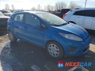 Czwarte zdjęcie samochodu z boku: 2012 FORD FIESTA SE VIN:3FADP4EJ5CM157813 - miniatura