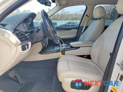 Zdjęcie 7 z 13 samochodu: 2015 BMW X5 XDRIVE35D VIN:5UXKS4C50F0N09868 - miniatura