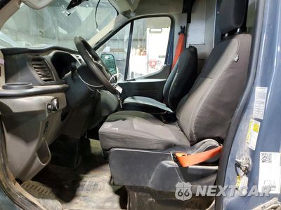 Zdjęcie 7 z 12 samochodu: 2021 FORD TRANSIT 250 DELIVERY VAN VIN:1FTBR3X82MKA57810 - miniatura