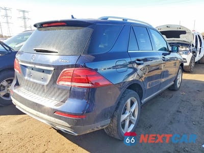 Trzecie zdjęcie samochodu z tyłu: 2017 MERCEDES-BENZ GLE 350 4MATIC VIN:4JGDA5HB8HA955888 - miniatura