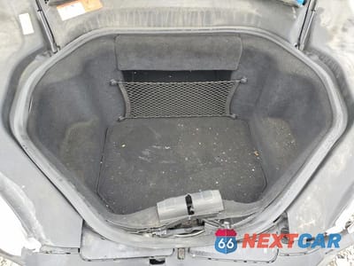 Zdjęcie 11 z 12 samochodu: 2014 TESLA MODEL S VIN:5YJSA1H16EFP54943 - miniatura