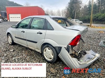 Drugie zdjęcie samochodu z przodu: 2001 FORD FOCUS LX VIN:1FAFP33P71W151227 - miniatura