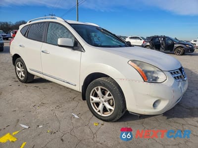 Czwarte zdjęcie samochodu z boku: 2011 NISSAN ROGUE S VIN:JN8AS5MV2BW294040 - miniatura