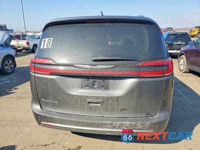Zdjęcie 6 z 13 samochodu: 2022 CHRYSLER PACIFICA TOURING L VIN:2C4RC1BG8NR141992 - miniatura
