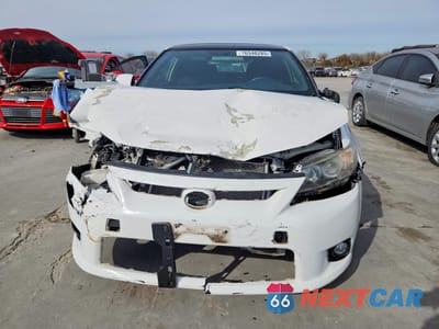 Piąte zdjęcie samochodu w środku: 2013 SCION TC BASE VIN:JTKJF5C70D3048068 - miniatura