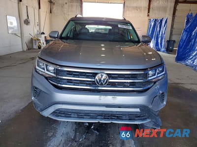Piąte zdjęcie samochodu w środku: 2022 VOLKSWAGEN ATLAS SE VIN:1V2KR2CA9NC532771 - miniatura