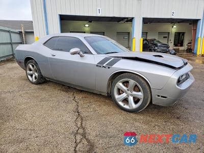Czwarte zdjęcie samochodu z boku: 2013 DODGE CHALLENGER SXT VIN:2C3CDYAG5DH611255 - miniatura