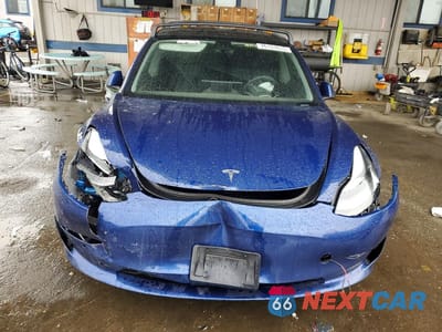 Piąte zdjęcie samochodu w środku: 2021 TESLA MODEL 3 VIN:5YJ3E1EA7MF029377 - miniatura