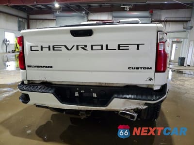 Zdjęcie 6 z 13 samochodu: 2019 CHEVROLET SILVERADO K1500 CUSTOM VIN:3GCUYBEF1KG102859 - miniatura