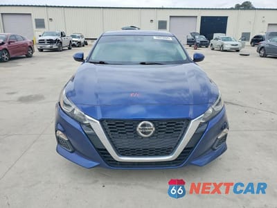 Piąte zdjęcie samochodu w środku: 2020 NISSAN ALTIMA 2.5 S VIN:1N4BL4BV0LC187992 - miniatura