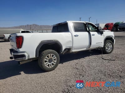 Trzecie zdjęcie samochodu z tyłu: 2022 GMC SIERRA K3500 DENALI VIN:1GT49WEY6NF309033 - miniatura
