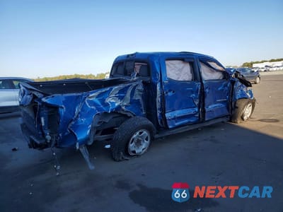 Trzecie zdjęcie samochodu z tyłu: 2016 TOYOTA TACOMA SR5 V6 VIN:5TFAZ5CN2GX002123 - miniatura