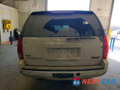 Zdjęcie 6 z 11 samochodu: 2007 GMC YUKON XL K1500 VIN:1GKFK16387J301412 - miniatura