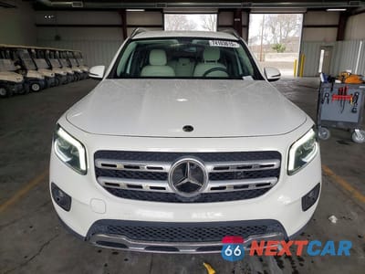 Piąte zdjęcie samochodu w środku: 2020 MERCEDES-BENZ GLB 250 VIN:W1N4M4GB4LW050110 - miniatura