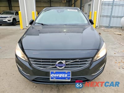 Piąte zdjęcie samochodu w środku: 2017 VOLVO V60 T5 PREMIER VIN:YV140MEK0H1331468 - miniatura