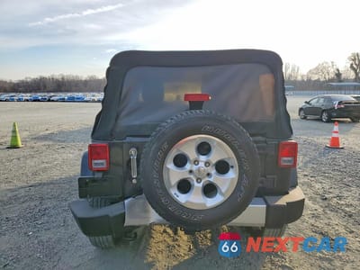 Zdjęcie 6 z 12 samochodu: 2015 JEEP WRANGLER UNLIMITED SAHARA VIN:1C4BJWEG5FL734770 - miniatura