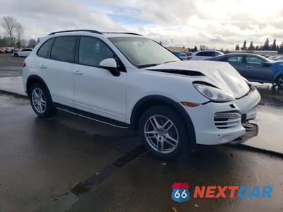 Czwarte zdjęcie samochodu z boku: 2012 PORSCHE CAYENNE VIN:WP1AA2A27CLA10930 - miniatura