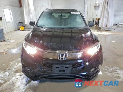Piąte zdjęcie samochodu w środku: 2021 HONDA HR-V SPORT VIN:3CZRU6H14MM755094 - miniatura