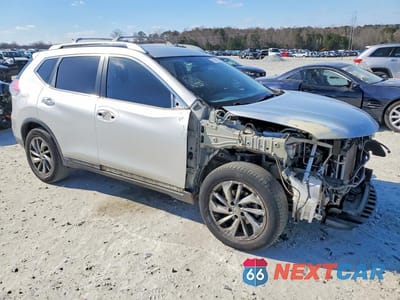 Czwarte zdjęcie samochodu z boku: 2015 NISSAN ROGUE S VIN:5N1AT2MT1FC777673 - miniatura