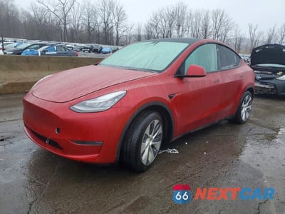 2021 TESLA MODEL Y 5YJYGDEEXMF073278 - główne zdjęcie licytacji z USA - miniatura