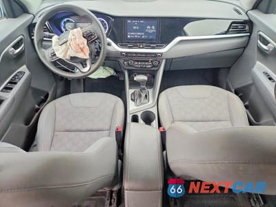 Zdjęcie 8 z 13 samochodu: 2022 KIA NIRO LX VIN:KNDCB3LC3N5539737 - miniatura