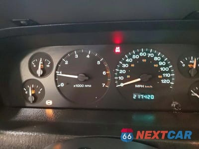 Zdjęcie 9 z 12 samochodu: 1999 JEEP GRAND CHEROKEE LIMITED VIN:1J4GW68N8XC770305 - miniatura