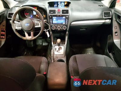 Zdjęcie 8 z 13 samochodu: 2017 SUBARU FORESTER 2.5I PREMIUM VIN:JF2SJAEC2HH455039 - miniatura