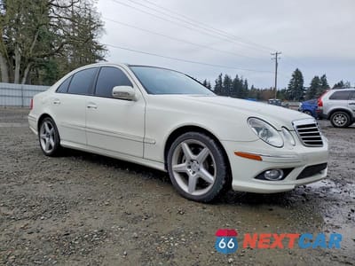 Czwarte zdjęcie samochodu z boku: 2009 MERCEDES-BENZ E 350 4MATIC VIN:WDBUF87XX9B399517 - miniatura