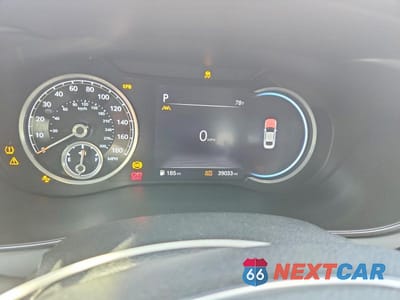 Zdjęcie 9 z 11 samochodu: 2023 GENESIS G70 BASE VIN:KMTG34TA3PU111132 - miniatura