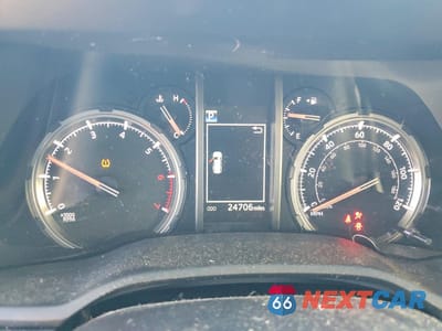 Zdjęcie 9 z 13 samochodu: 2023 TOYOTA 4RUNNER SE VIN:JTELU5JR0P6155095 - miniatura