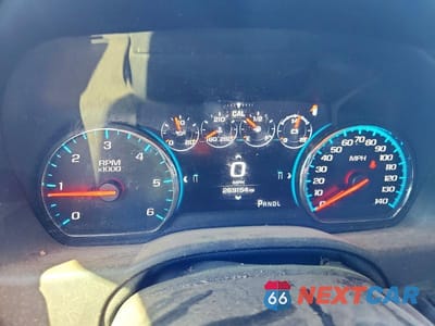 Zdjęcie 9 z 12 samochodu: 2017 GMC YUKON XL DENALI VIN:1GKS1HKJ9HR187163 - miniatura