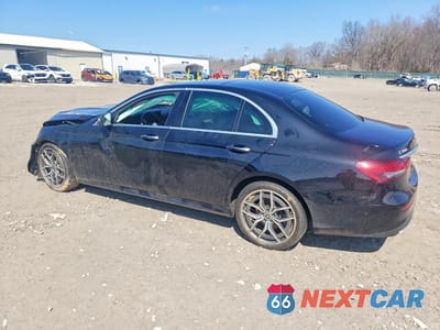 Drugie zdjęcie samochodu z przodu: 2021 MERCEDES-BENZ E 350 4MATIC VIN:W1KZF8EB4MA959163 - miniatura