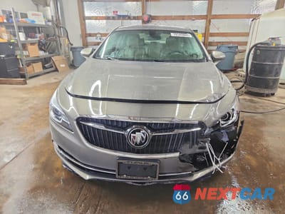 Piąte zdjęcie samochodu w środku: 2017 BUICK LACROSSE ESSENCE VIN:1G4ZP5SSXHU179906 - miniatura