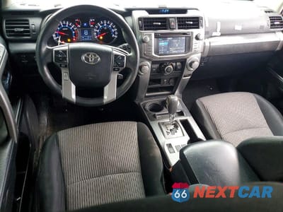 Zdjęcie 8 z 12 samochodu: 2018 TOYOTA 4RUNNER SR5/SR5 PREMIUM VIN:JTEBU5JR7J5551131 - miniatura