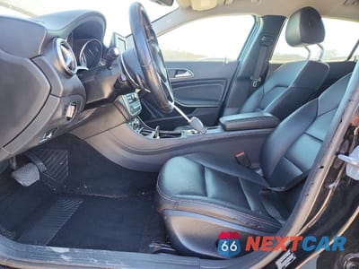 Zdjęcie 7 z 12 samochodu: 2015 MERCEDES-BENZ GLA 250 VIN:WDCTG4EB0FJ126298 - miniatura