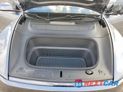 Zdjęcie 11 z 12 samochodu: 2026 TESLA MODEL Y VIN:7SAYGDED4TF374394 - miniatura