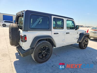 Trzecie zdjęcie samochodu z tyłu: 2021 JEEP WRANGLER UNLIMITED SPORT VIN:1C4HJXDG4MW720856 - miniatura