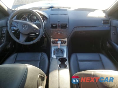 Zdjęcie 8 z 12 samochodu: 2009 MERCEDES-BENZ C 300 4MATIC VIN:WDDGF81X29F306219 - miniatura