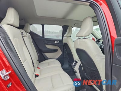 Zdjęcie 11 z 14 samochodu: 2020 VOLVO XC40 T5 MOMENTUM VIN:YV4162UK6L2319306 - miniatura