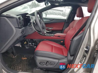 Zdjęcie 7 z 13 samochodu: 2023 LEXUS NX VIN:2T2GKCEZ7PC011283 - miniatura