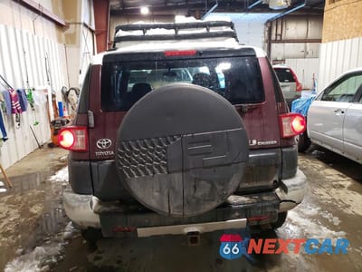 Zdjęcie 6 z 13 samochodu: 2007 TOYOTA FJ CRUISER VIN:JTEBU11F370027172 - miniatura