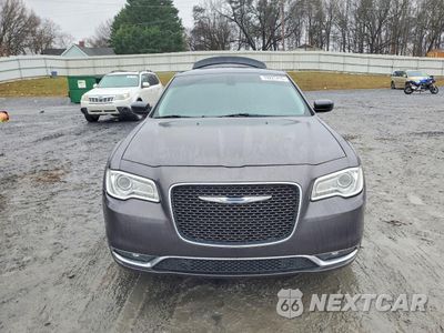 Piąte zdjęcie samochodu w środku: 2015 CHRYSLER 300C VIN:2C3CCAEG2FH853993 - miniatura