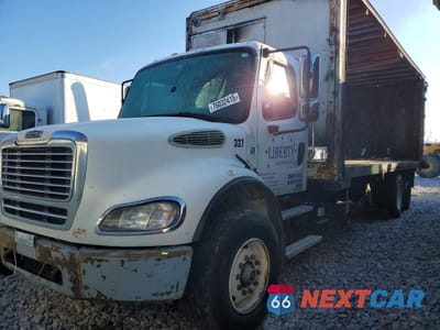 2005 FREIGHTLINER BUSINESS CLASS M2 BOX TRUCK 1FVHC5CV35HV06627 - główne zdjęcie licytacji z USA - miniatura
